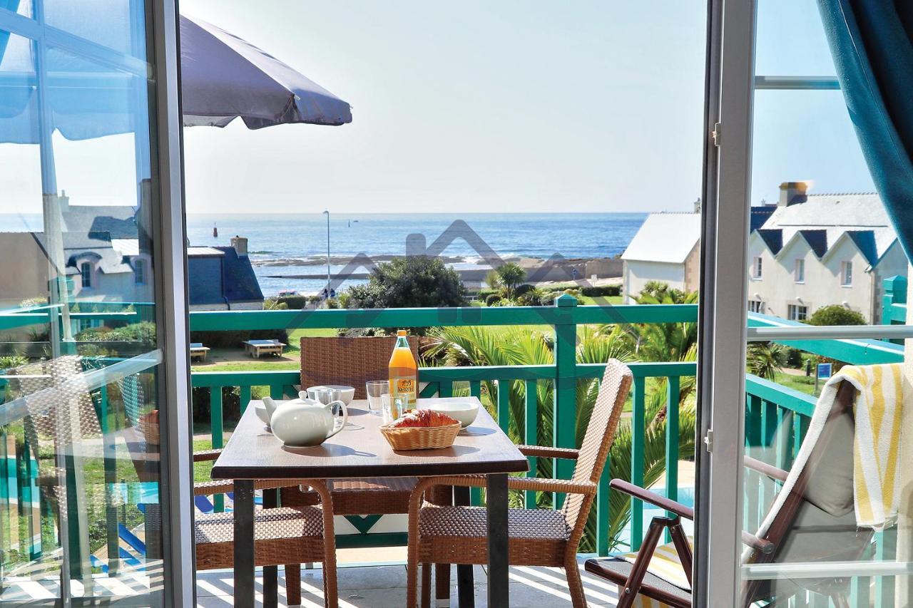 Localise Au Guilvinec: Seaside Retreat with Pool and Garden Views Apartment Exterior photo